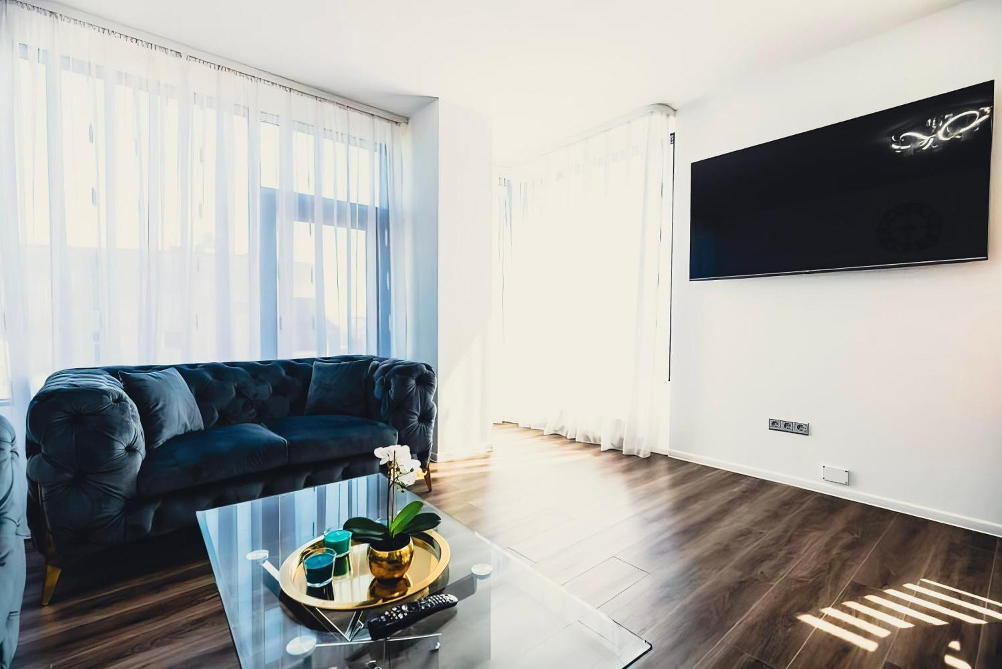 Ferienwohnung Center Pearl 2Br Wifi Easy-Check-In Klaipėda Exterior foto